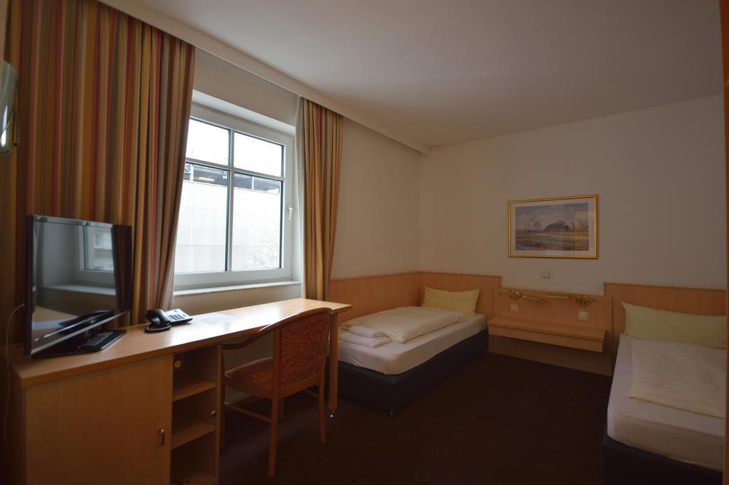 Hotel Hornung Darmstadt Rum bild